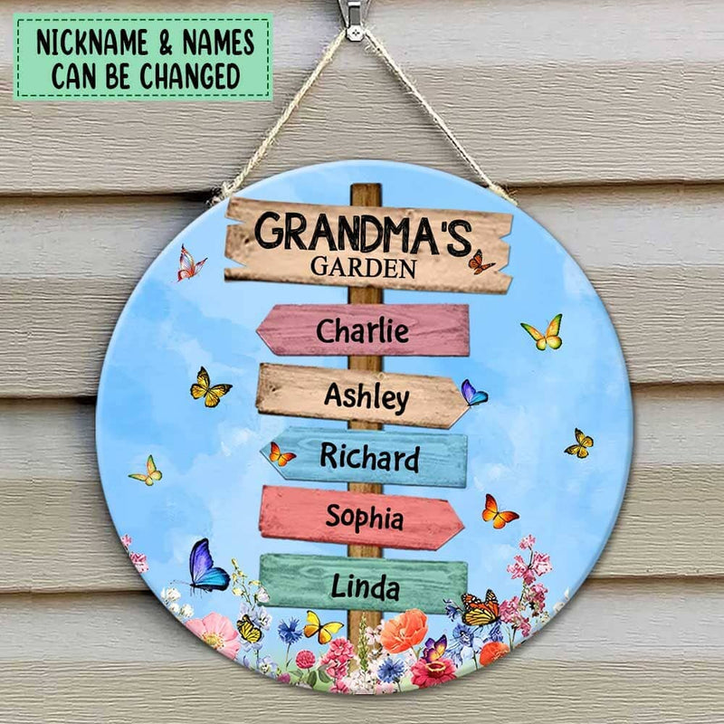 Discover Grandma Auntie Mom's Garden With Little Kids Personalized Circle Wood Sign