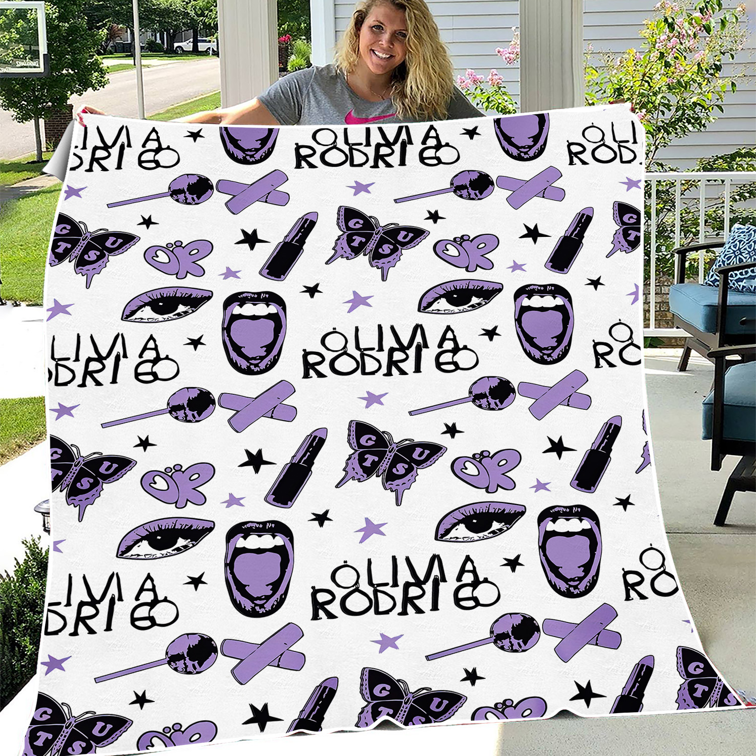 Sour Guts Vampire Olivia Rodrigo Throw Blanket