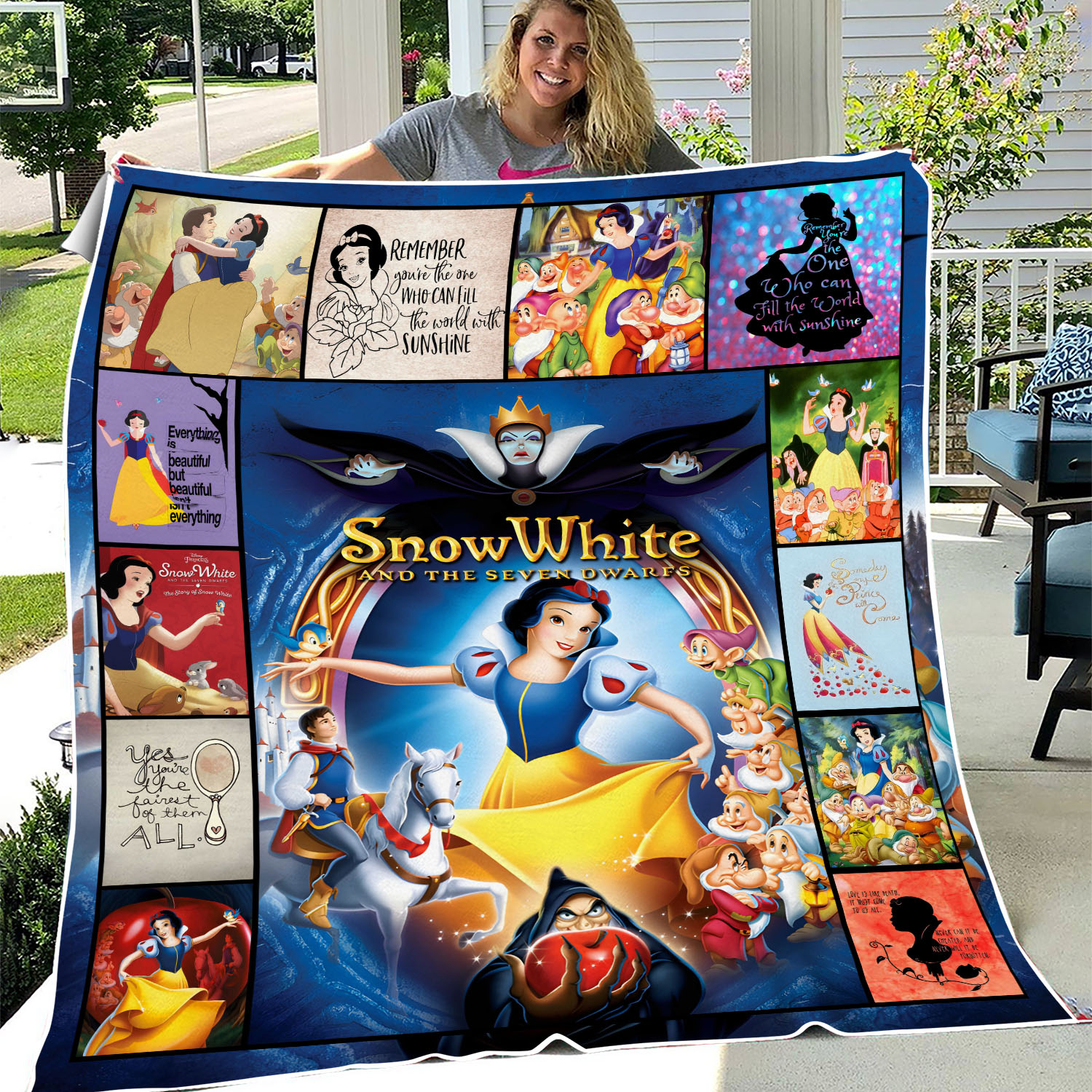 Vintage Snoww Whitee  Princess Fleece Blanket, Snoww Whitee Seven Dwarfs
